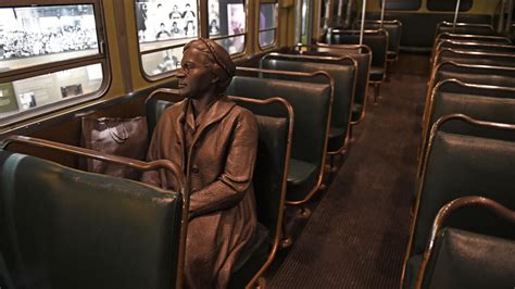 Rosa Parks Statue Marks 64th Year After She Refused to Give up her Bus ...