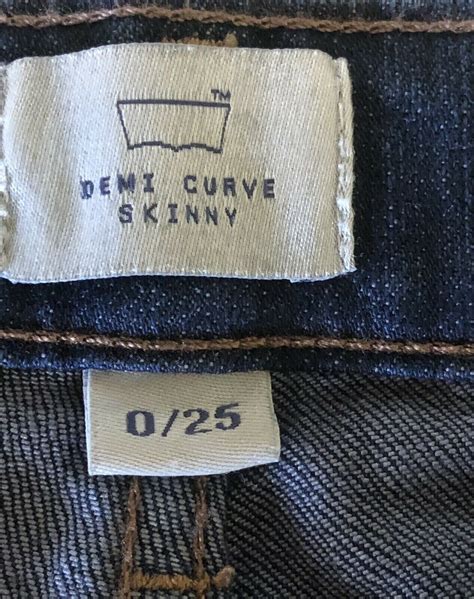 Levis San Francisco Demi Curve Skinny Blue Denim Jea Gem