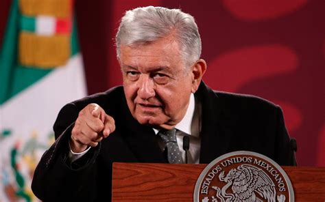 Promete AMLO revelar mañana lista de candidatos presidenciales de