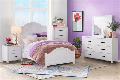 Grace 5-Piece White Full Bedroom Set at Gardner-White