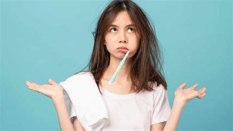 Habits That Are Slowly Ruining Your Teeth Health Makes You