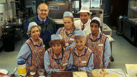 Dinnerladies extras | dinnerladies | Gold