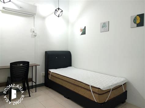 Fully Furnished Single Room The Istara Condominium Nearby Petaling