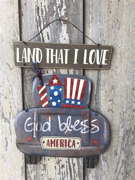 Wooden Pickup Patriotic truck back sign - Kelea's Florals