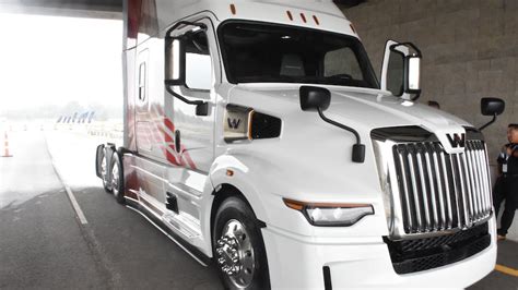 Western Star showcases all-new on-highway truck | Bulk Transporter