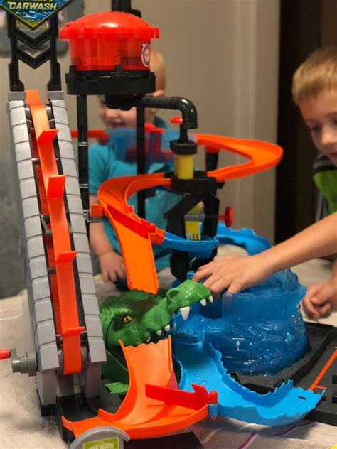 Vehicle Playsets Hot Wheels Ultimate Gator Car Wash Playset Mattel FTB Play Vehicles