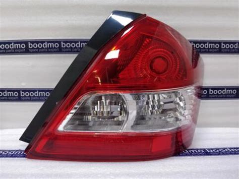 Rear Combination Lamp Right Lumax 039RCUDZT2R Compatibility Features