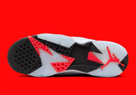 Air Jordan 7 "White/Infrared" CU9307-160 Release Date | Sneaker News