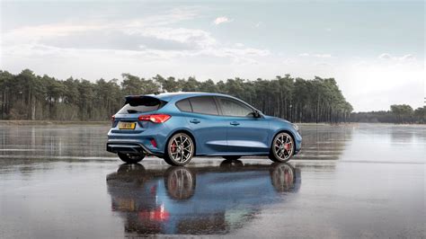 Hot New 2019 Ford Focus St 10 Things You Need To Know Motoring Research