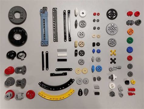 Детали Lego Technic - шестерни, гусеницы (оригинал лего техник): 59 грн ...
