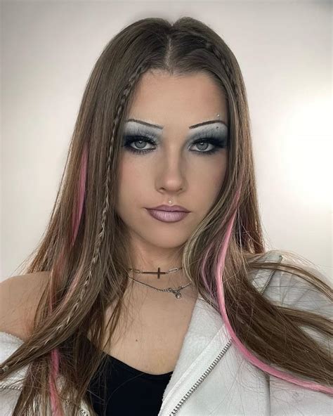 Trashy Y2k Makeup Pinterest