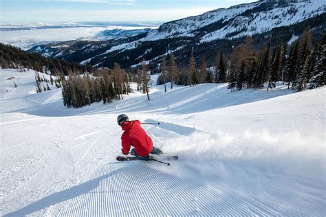 choosing   ski waist width switchback travel