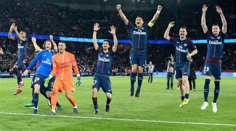 Paris Saint Germain nach 7 1 gegen Monaco französischer Meister