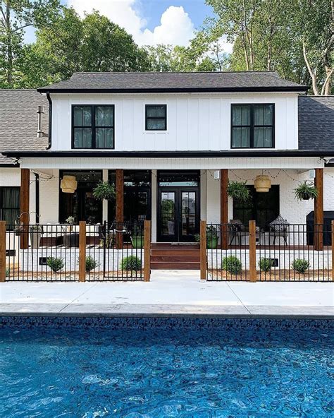 Farmhouse Homes 🏡 On Instagram This Pool Looks Amazing 😍 And We Love