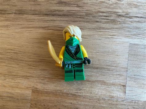 Lego Ninjago Figur Lloyd Kaufen Auf Ricardo