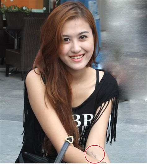 Nh Ng Hot Girl H Th Nh Nghi N X M H Nh Nh T