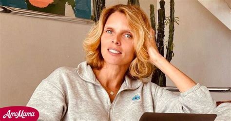 Sylvie Tellier en bikini critiquée Pas naturel a ton âge les positions de lolita