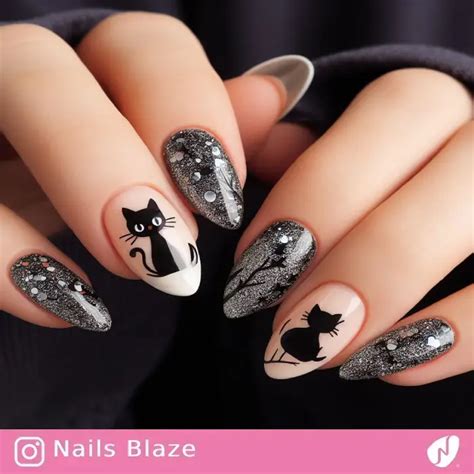 29 Best Halloween Black Cat Nail Designs