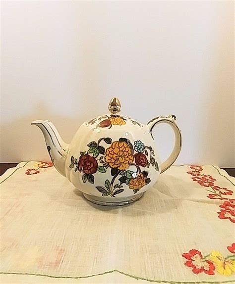 Sadler Floral Teapot With Gold Trims Full Size Vintage Etsy Tea