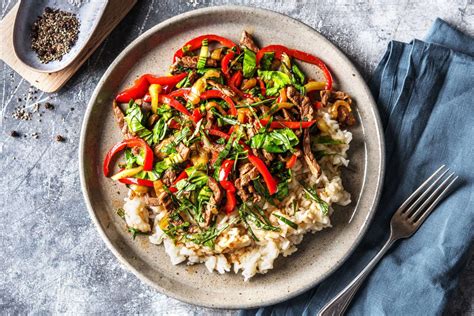 Émincé de bœuf et pak choï au wok Recette HelloFresh