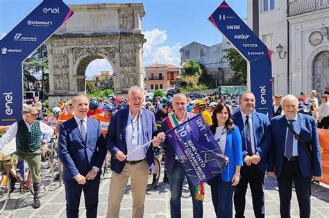 Il Giro E A Benevento Una Grande Vetrina Turistica