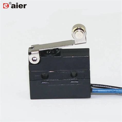 IP67 Roller Lever 3 Pin With Wire Cherry Snap Action Microswitch