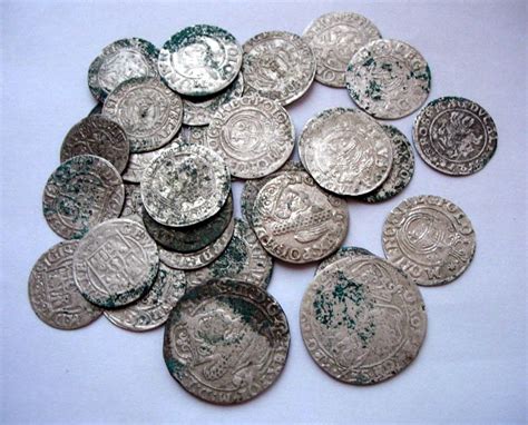 Кошелек монет – Находки кладов. Кто ищет, тот всегда найдет...