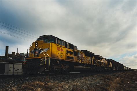 Yellow Train · Free Stock Photo