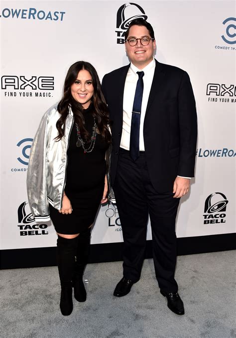 Influencer Claudia Oshry’s Weight Loss Journey [Photos] | Life & Style