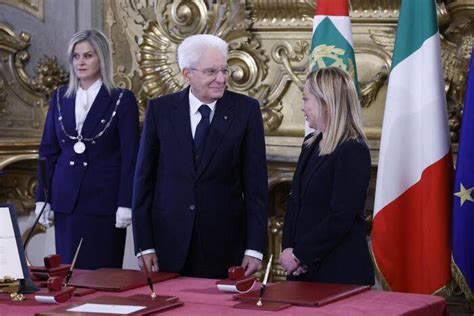 Giorgia Meloni Ha Giurato E La Prima Donna Presidente Del Consiglio