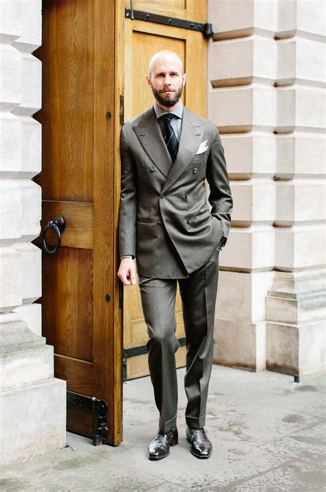 olive covert cloth suit  sartoria vergallo permanent style