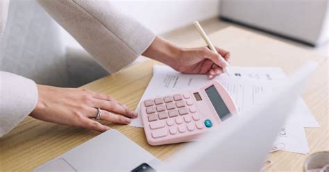 How To Effectively Manage Business Finances