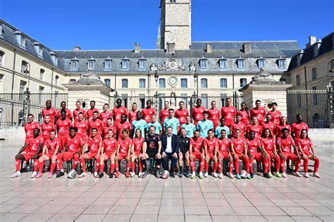 Les Coulisses De La Photo Officielle 2023 2024 DFCO