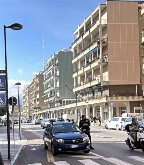 Lassurdit Della Pista Ciclabile In Via Nizza Davanti Alle Scuole