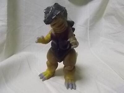 Ultra Monster Golmede Used Soft Vinyl Without Tag Ebay