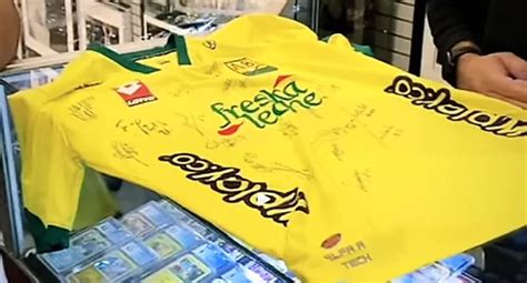 Colombiano Vende Camiseta De Atl Tico Bucaramanga En El Precio De La