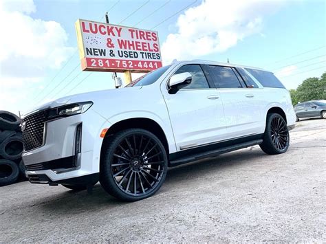 Escalade Urfa Giovanna Luxury Wheels