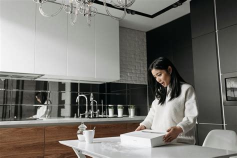 Unpacking the Mystery of "He's So" in Everyday Talk