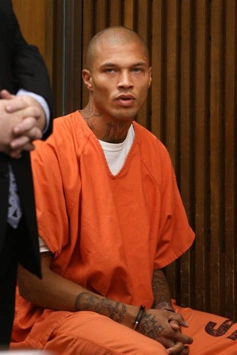 Hot Mugshot Guy Jeremy Meeks Got Some Bad News In Court Today But