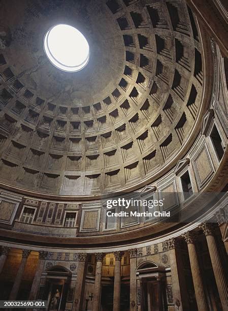 161 Pantheon Oculus Stock Photos, High-Res Pictures, and Images - Getty ...