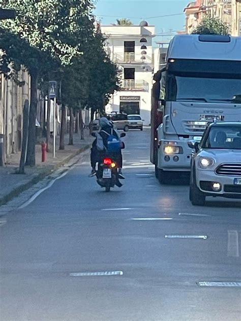 Quattro Rapine Nel Giro Di Pochi Giorni A Frattamaggiore I Vigili