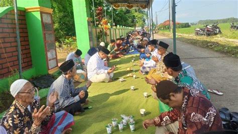 Sambut Bulan Suci Ramadan Warga Desa Jagung Pekalongan Gelar Tradisi