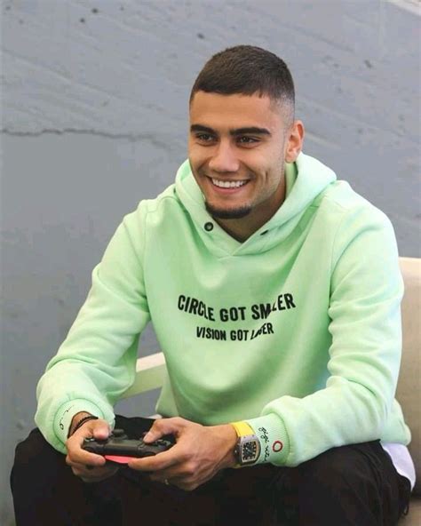 Pin Tillagd Av Apollo Bane P Andreas Pereira