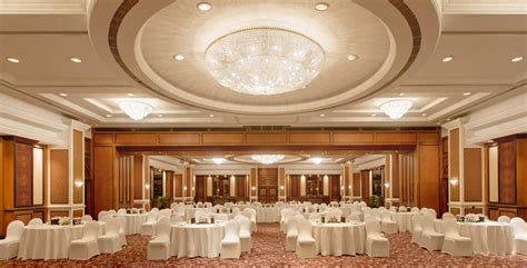 Taj Lands End Bandra, Mumbai | Banquet Hall | Wedding Lawn | WeddingZ.in