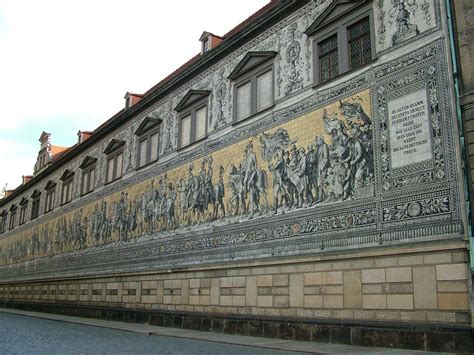 Dresden Procession Of Princes Tiles Castle Online Puzzle