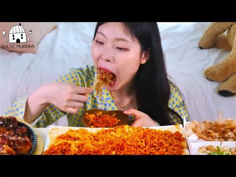 ASMR MUKBANG Corn Cheese Fire Noodles GCOVA Seasoned Chicken Cheese