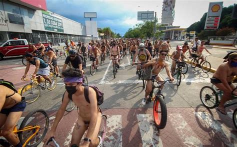 World Naked Bike Ride celebra su décima edición en Guadalajara Con