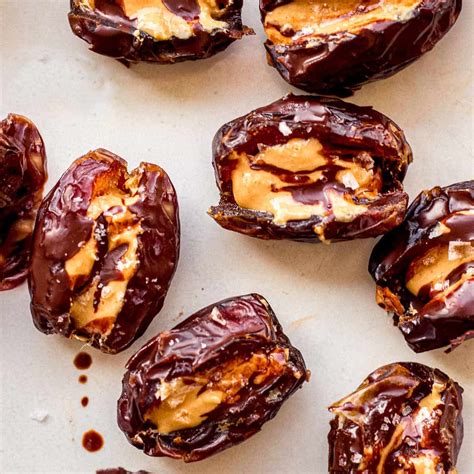 Stuffed Dates With Peanut Butter Chocolate