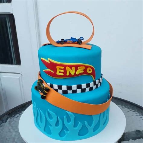 Bolo Hot Wheels ideias fabulosas para decoração de aniversário Artesanato Passo a Passo