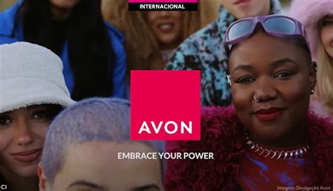 Como O Novo CMO Da Avon Planeja Modernizar A Marca De Beleza De 137 Anos